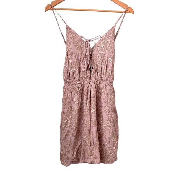 Tobi Sexy Back Paisley Print Mini Dress in Size Small - Picture 3 of 11